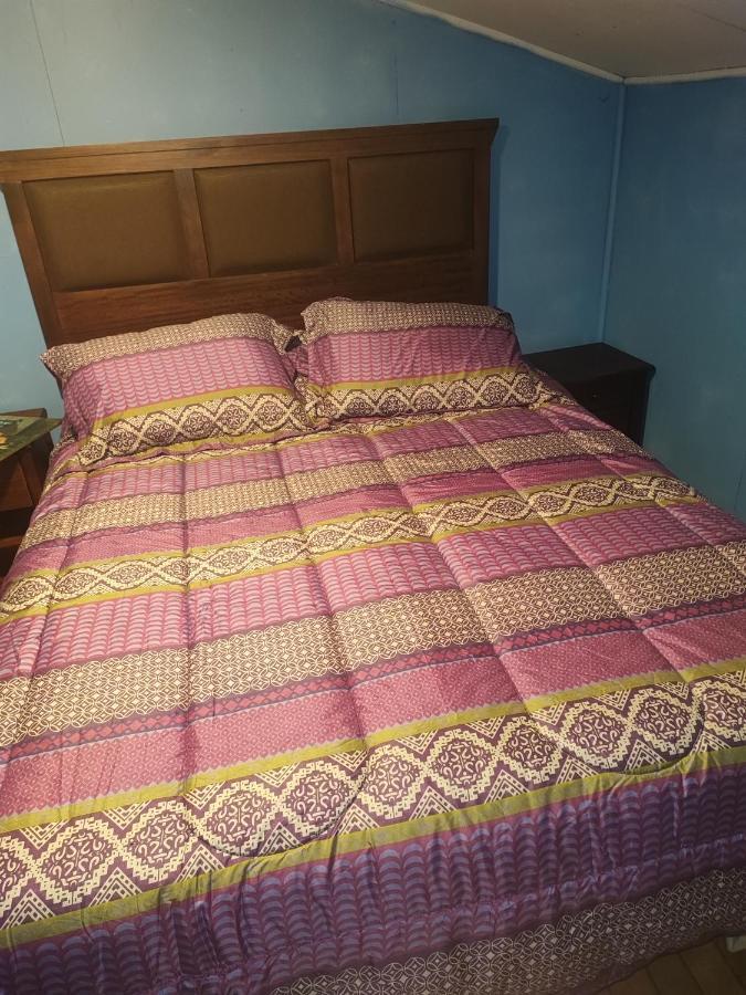 Hospedaje Donky Chaiten Bagian luar foto